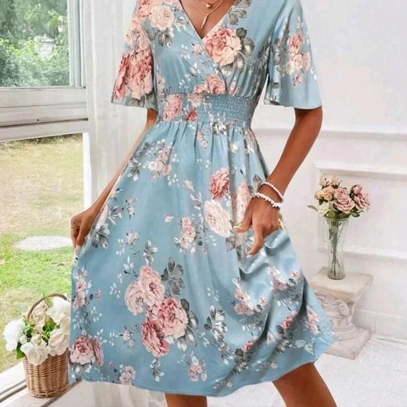 Dresses & Skirts - Flower Printed A-Line Dress With Gathered Waist